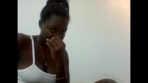 Snapshot of zainxxxx chatting on 02.04.26 zainxxxx online show from 02.04.26