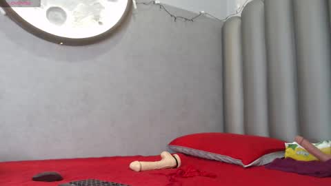 Zaira online show from 12.23.25