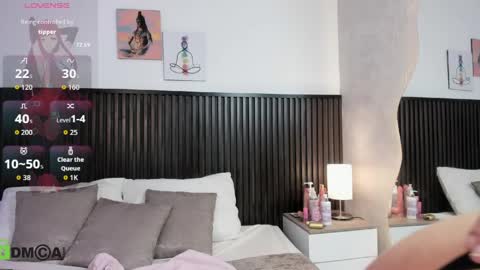 zaira online show from 04.04.26