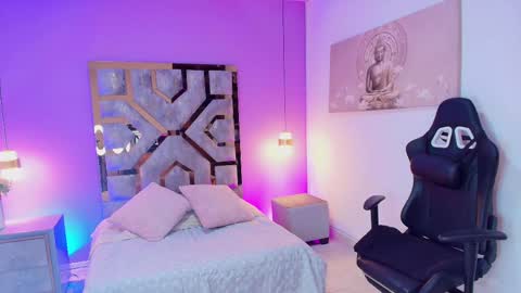 zamira_taylor online show from 10.02.25