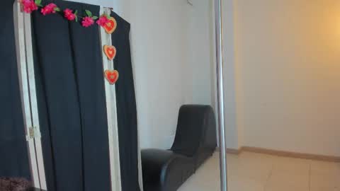 Snapshot of zammyrossee chatting on 02.24.26 zammyrossee online show from 02.24.26