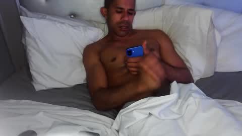 Snapshot of zamoraedii1994 chatting on 12.23.24 Edii online show from 12.23.24