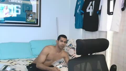 Snapshot of zamoraedii1994 chatting on 01.06.25 Edii online show from 01.06.25