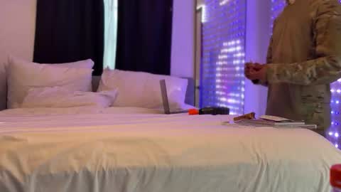 Snapshot of zamoraedii1994 chatting on 12.13.25 Edii online show from 12.13.25