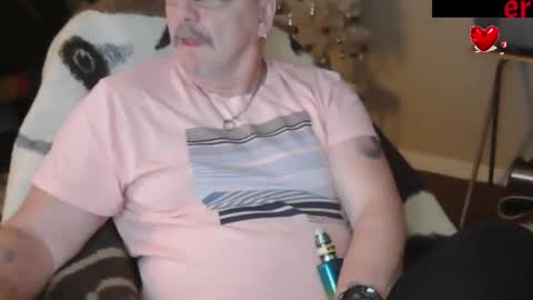 Snapshot of zander007 chatting on 11.28.25 zander007 online show from 11.28.25
