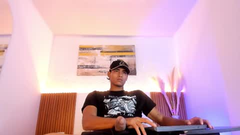 Snapshot of zander_2120 chatting on 06.23.26 Zander online show from 06.23.26