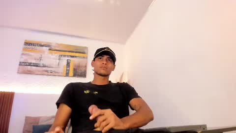 Snapshot of zander_2120 chatting on 08.04.26 Zander online show from 08.04.26