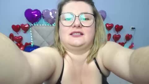 zannadreil online show from 02.24.25