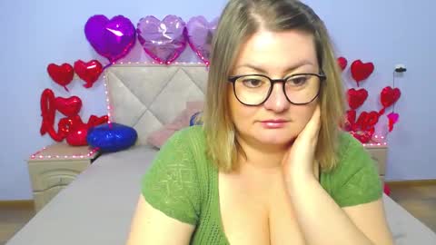 zannadreil online show from 02.24.25