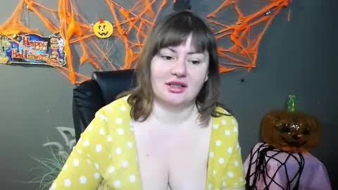 zannadreil online show from 10.26.25