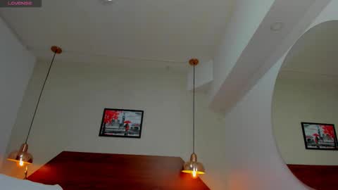 Snapshot of zarablaze6 chatting on 12.16.25 Zara online show from 12.16.25