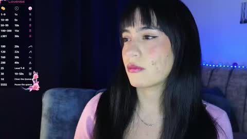 Snapshot of zaradames_ chatting on 09.18.25 zaradames_ online show from 09.18.25