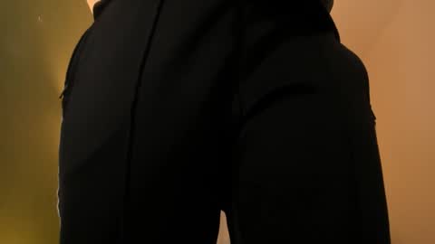 Snapshot of zaradulce chatting on 01.16.26 Zara . online show from 01.16.26