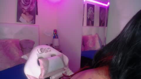 Snapshot of zarahbennet chatting on 06.14.26 Zarah online show from 06.14.26
