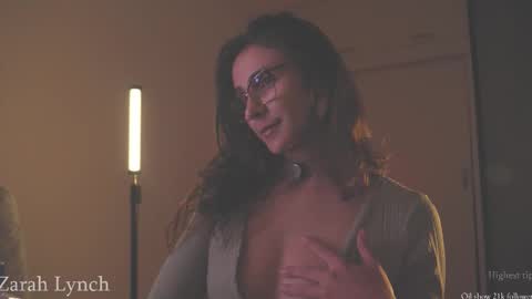 Snapshot of zarahlynch chatting on 02.11.26 Miss Lynch Next show 2911 online show from 02.11.26