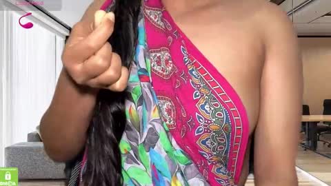 Snapshot of zararaina chatting on 02.23.26 zararaina online show from 02.23.26