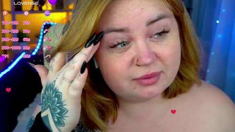 Snapshot of zarareign_ chatting on 01.18.25 Lola online show from 01.18.25