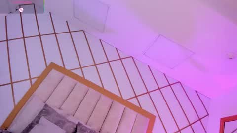 Zara Vesari online show from 03.14.26