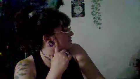 Snapshot of zawmbiemoonz chatting on 03.18.26 zawmbiemoonz online show from 03.18.26