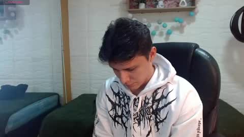 Snapshot of zayn_clausen chatting on 05.01.26 zayn_clausen online show from 05.01.26