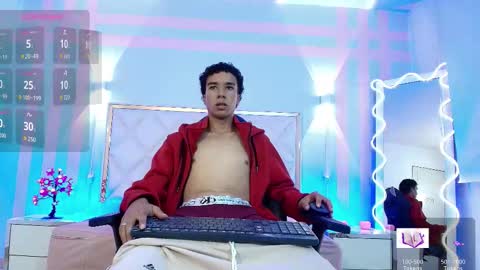 Snapshot of zayn_tay chatting on 01.07.26 zayn_tay online show from 01.07.26