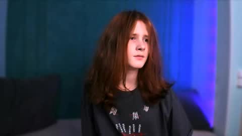 Snapshot of zaynginger chatting on 10.03.25 ZAYN online show from 10.03.25