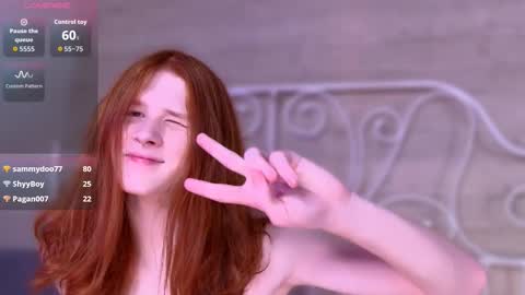 Snapshot of zaynginger chatting on 11.24.25 ZAYN online show from 11.24.25