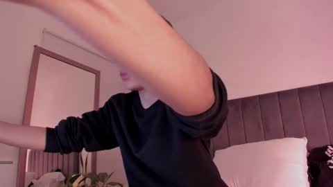 Hii im Zay.                 I save money for education. PVT Open. online show from 02.23.26