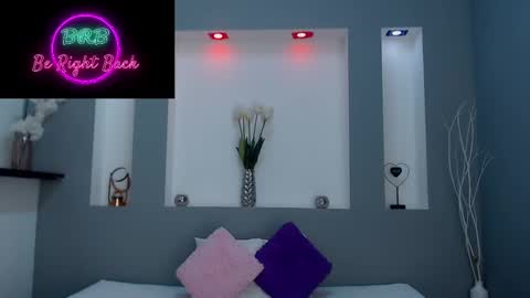 Snapshot of zean_lee chatting on 03.07.25 Karolyne online show from 03.07.25