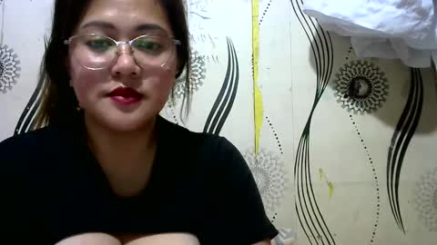 Snapshot of zeannalicious chatting on 01.10.25 Im Zeanna online show from 01.10.25