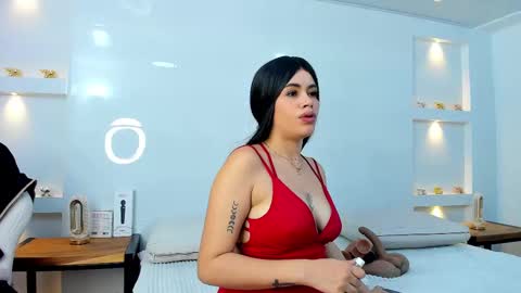 Zenda Evans online show from 09.11.25