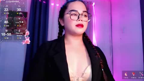 Snapshot of zendaya_amore chatting on 12.03.25 Zendaya online show from 12.03.25