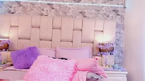 Zendaya online show from 02.18.25