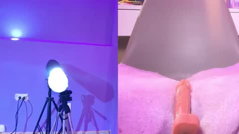 Zendaya online show from 11.08.25