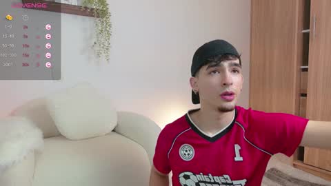 Snapshot of zenn_rush chatting on 03.05.25 Zenn online show from 03.05.25