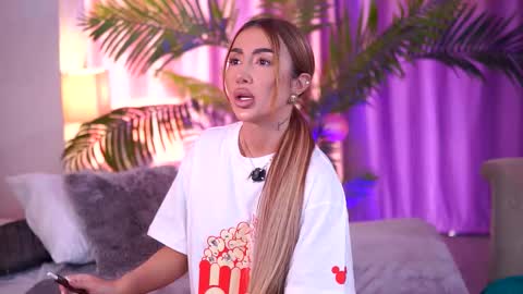 Zenyda online show from 12.19.25