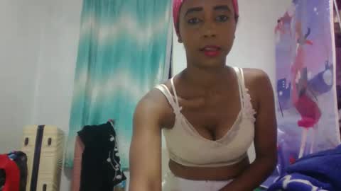 Snapshot of zeolineess chatting on 09.26.25 zeolineess online show from 09.26.25