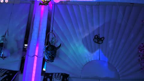 Snapshot of zephirah_abney chatting on 12.01.24 online show from 12.01.24