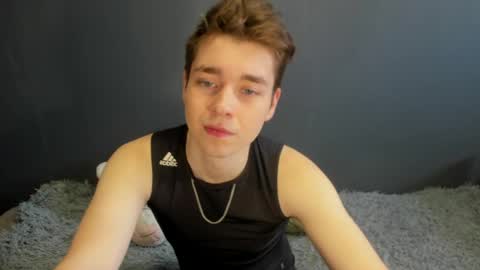 Snapshot of zeriixx chatting on 04.13.26 Ethan online show from 04.13.26