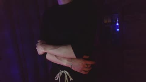 Snapshot of zeroreaction chatting on 04.07.26 zeroreaction online show from 04.07.26