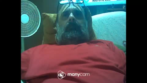 Snapshot of zeusdioss chatting on 06.18.26 zeusdioss online show from 06.18.26