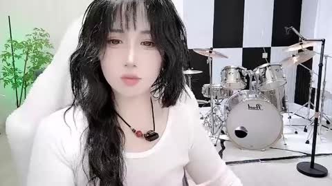 Snapshot of zhen0 chatting on 09.26.25 zhen online show from 09.26.25