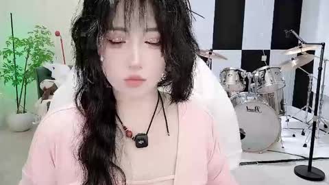 Snapshot of zhen0 chatting on 10.02.25 zhen online show from 10.02.25