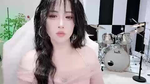 Snapshot of zhen0 chatting on 10.07.25 zhen online show from 10.07.25