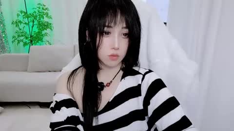 Snapshot of zhen0 chatting on 11.14.25 zhen online show from 11.14.25