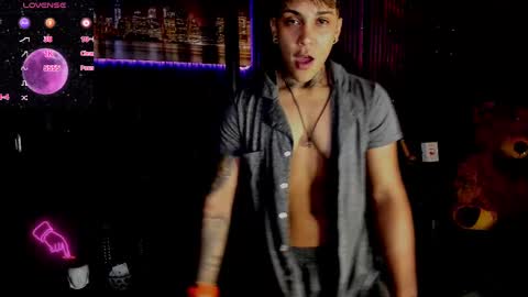 zhoestrong online show from 02.26.25