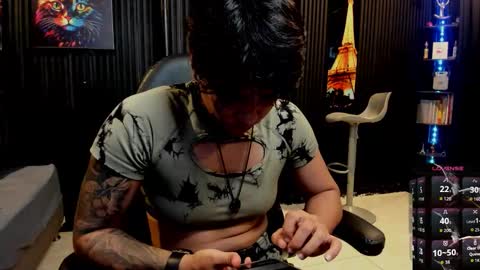 zhoestrong online show from 09.28.25