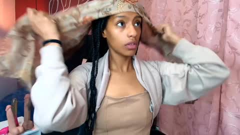 Zia Green online show from 01.17.25