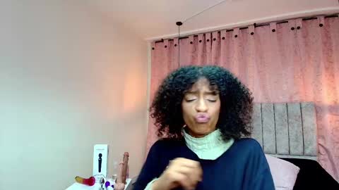 Zia Green online show from 03.08.25