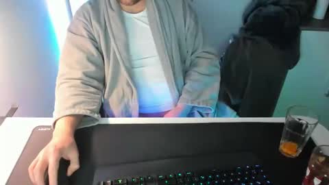 ziemlichflutschig online show from 01.22.25